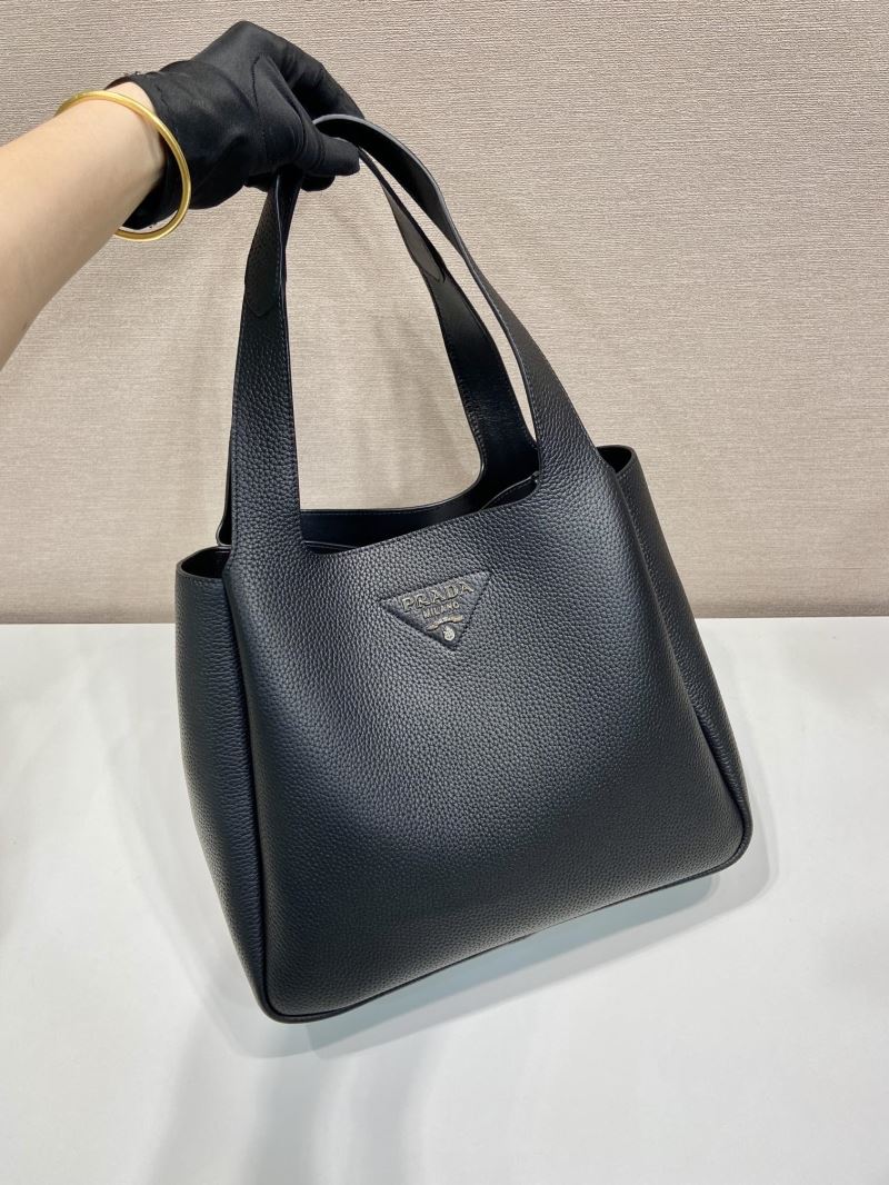 Pra*a bucket bags